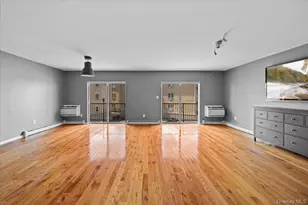 10 Pennyfield Ave, Bronx, NY 10465 - Photo 19