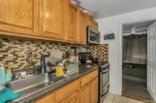 631 Hollywood Ave, Bronx, NY 10465 - Photo 15