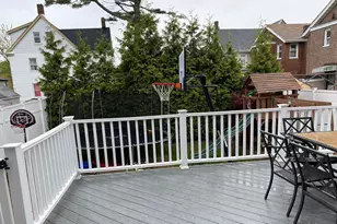 12-92 Augustina Ave, Far Rockaway, NY 11691 - Photo 11