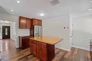 51 Loockerman Ave, Poughkeepsie, NY 12601 - Photo 13