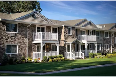 25 Williams Boulevard #25-2F, Lake Grove, NY 11755 - Photo 3