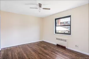 16-37 Utopia Pkwy, Whitestone, NY 11357 - Photo 9