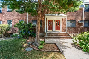 16-37 Utopia Pkwy, Whitestone, NY 11357 - Photo 1