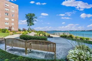 162-21 Powells Cove Blvd, Whitestone, NY 11357 - Photo 15