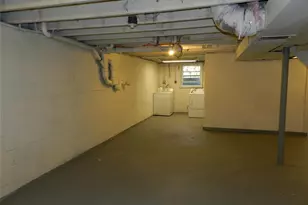 39 W 3rd St, Patchogue, NY 11772 - Photo 15