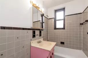 141-05 Pershing Crescent, Briarwood, NY 11432 - Photo 13