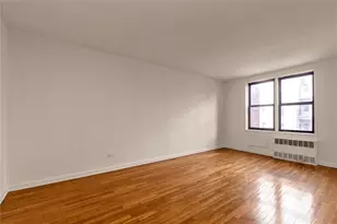 141-05 Pershing Crescent, Briarwood, NY 11432 - Photo 7