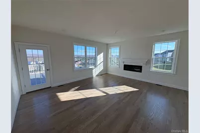 34 Dartmouth Drive, Poughkeepsie, NY 12603 - Photo 7