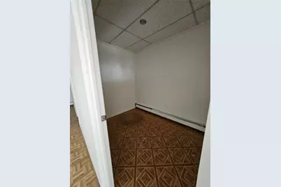 72-63 Kissena Boulevard, Flushing, NY 11367 - Photo 7