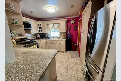 9353 207th Street, Queens Village, NY 11428 - Photo 21