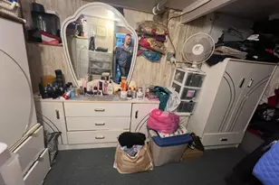 93-53 207th St, Queens Village, NY 11428 - Photo 29