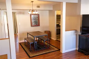 94 Bailey Ct, Middle Island, NY 11953 - Photo 7