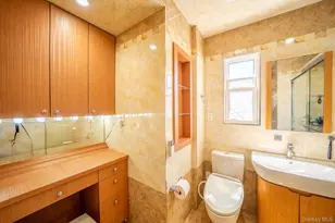 75-22 186th St, Fresh Meadows, NY 11366 - Photo 27