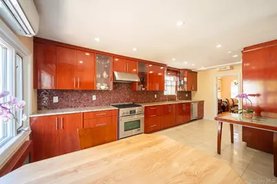 75-22 186th Street, Fresh Meadows, NY 11366 - Photo 17