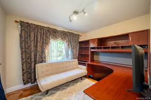 75-22 186th St, Fresh Meadows, NY 11366 - Photo 11