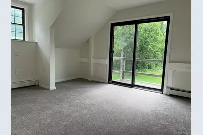 121 E Hook Cross Road, Hopewell Junction, NY 12533 - Photo 5