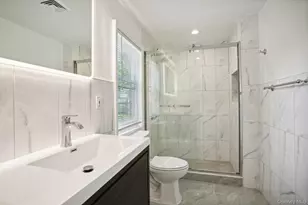 82-43 213th St, Hollis, NY 11427 - Photo 15