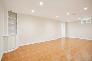 82-43 213th St, Hollis, NY 11427 - Photo 21