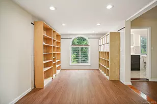 82-43 213th St, Hollis, NY 11427 - Photo 13