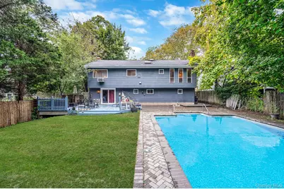 8 Kenswick Lane, Huntington Station, NY 11746 - Photo 25