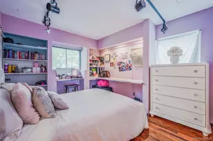 8 Kenswick Ln, Huntington Station, NY 11746 - Photo 11