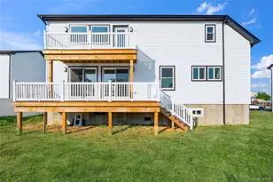 771 S 9th St, Lindenhurst, NY 11757 - Photo 31