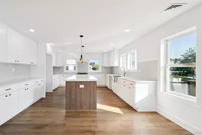 771 S 9th Street, Lindenhurst, NY 11757 - Photo 11