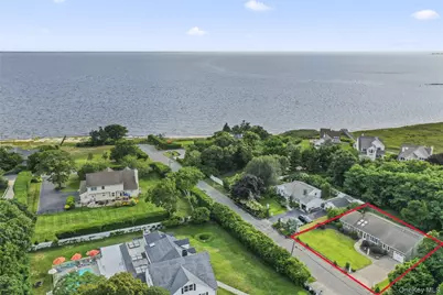 324 Durkee Lane, Patchogue, NY 11772 - Photo 5