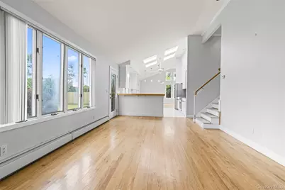 324 Durkee Lane, Patchogue, NY 11772 - Photo 7