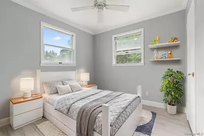 324 Durkee Lane, Patchogue, NY 11772 - Photo 29