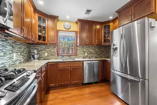 104 Dare Ct, Brooklyn, NY 11229 - Photo 11