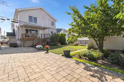 104 Dare Court, Brooklyn, NY 11229 - Photo 23