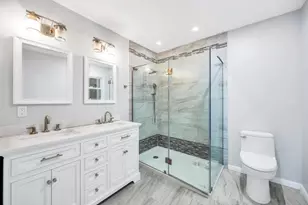 54 Pine Hill Ln, Dix Hills, NY 11746 - Photo 31