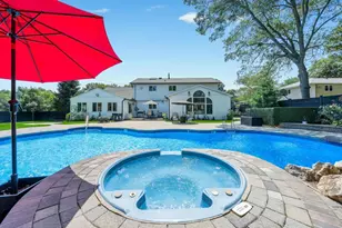 54 Pine Hill Ln, Dix Hills, NY 11746 - Photo 9