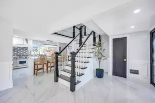 54 Pine Hill Ln, Dix Hills, NY 11746 - Photo 11