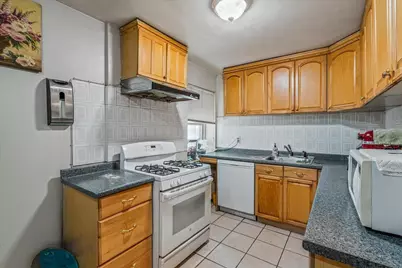 144-55 Melbourne Ave #2E, Flushing, NY 11367 - Photo 15