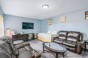 144-55 Melbourne Ave, Flushing, NY 11367 - Photo 7