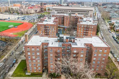 144-55 Melbourne Ave #2E, Flushing, NY 11367 - Photo 3