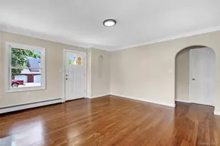 20 Whitman Ave, Islip, NY 11751 - Photo 5