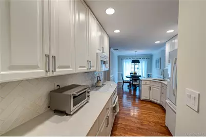 48 Archie Place, West Islip, NY 11795 - Photo 17