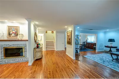 48 Archie Place, West Islip, NY 11795 - Photo 15