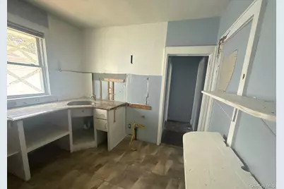 578 Seaman Avenue, Baldwin, NY 11510 - Photo 9