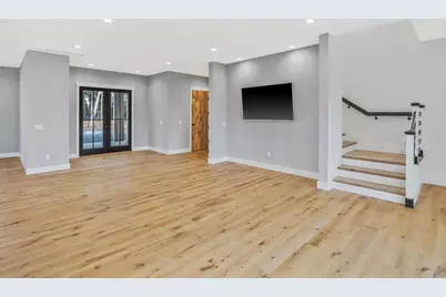 475 West Lane, Aquebogue, NY 11931 - Photo 17