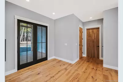 475 West Lane, Aquebogue, NY 11931 - Photo 7