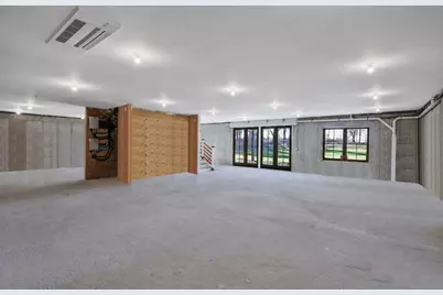 475 West Lane, Aquebogue, NY 11931 - Photo 39