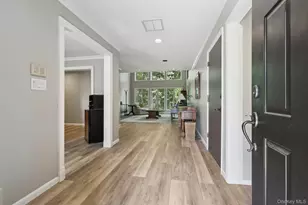 7 Elizabeth Ct, Spring Valley, NY 10977 - Photo 3