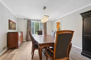 7 Elizabeth Ct, Spring Valley, NY 10977 - Photo 9