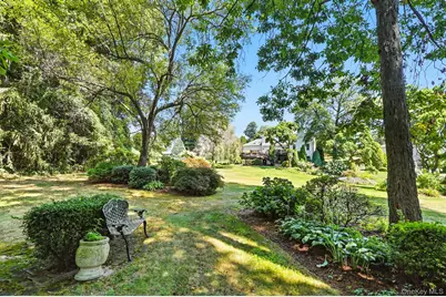 33 Hevelyne Road, Elmsford, NY 10523 - Photo 43