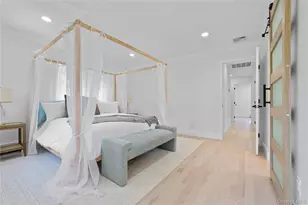 13 Bittersweet Ave S, Hampton Bays, NY 11946 - Photo 15