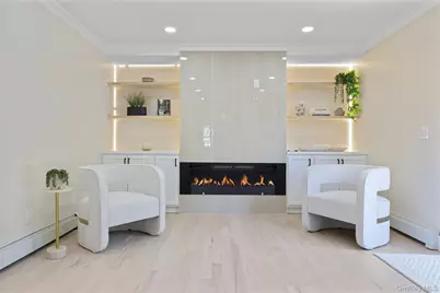 13 Bittersweet Avenue S, Hampton Bays, NY 11946 - Photo 13